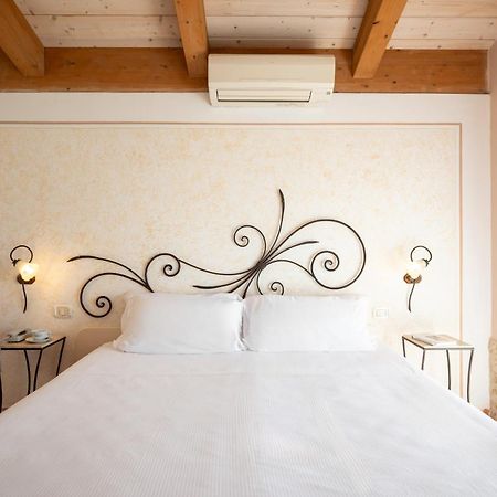 Lola Piccolo Hotel E Appartamenti Marina di Grosseto Exteriér fotografie