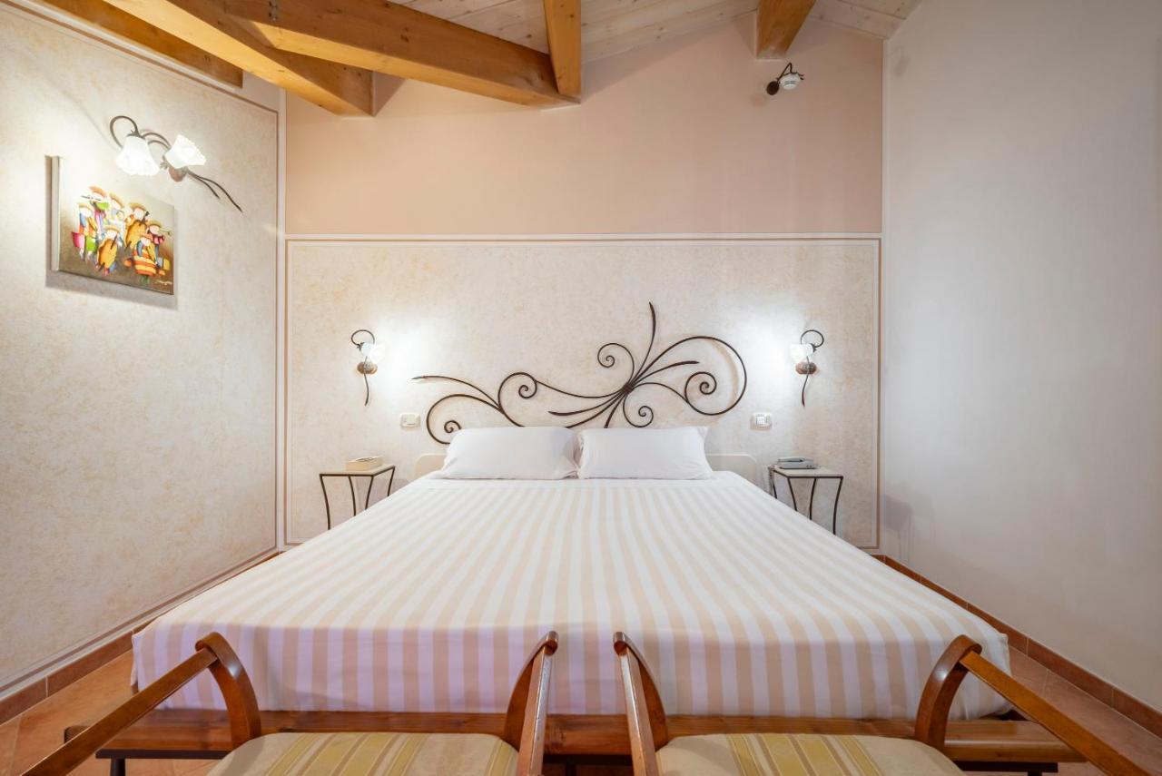 Lola Piccolo Hotel E Appartamenti Marina di Grosseto Exteriér fotografie