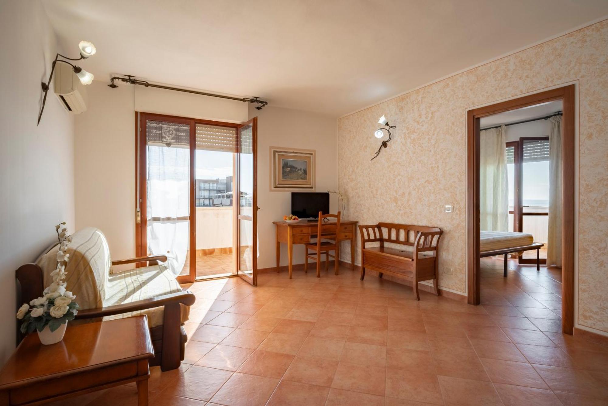 Lola Piccolo Hotel E Appartamenti Marina di Grosseto Exteriér fotografie