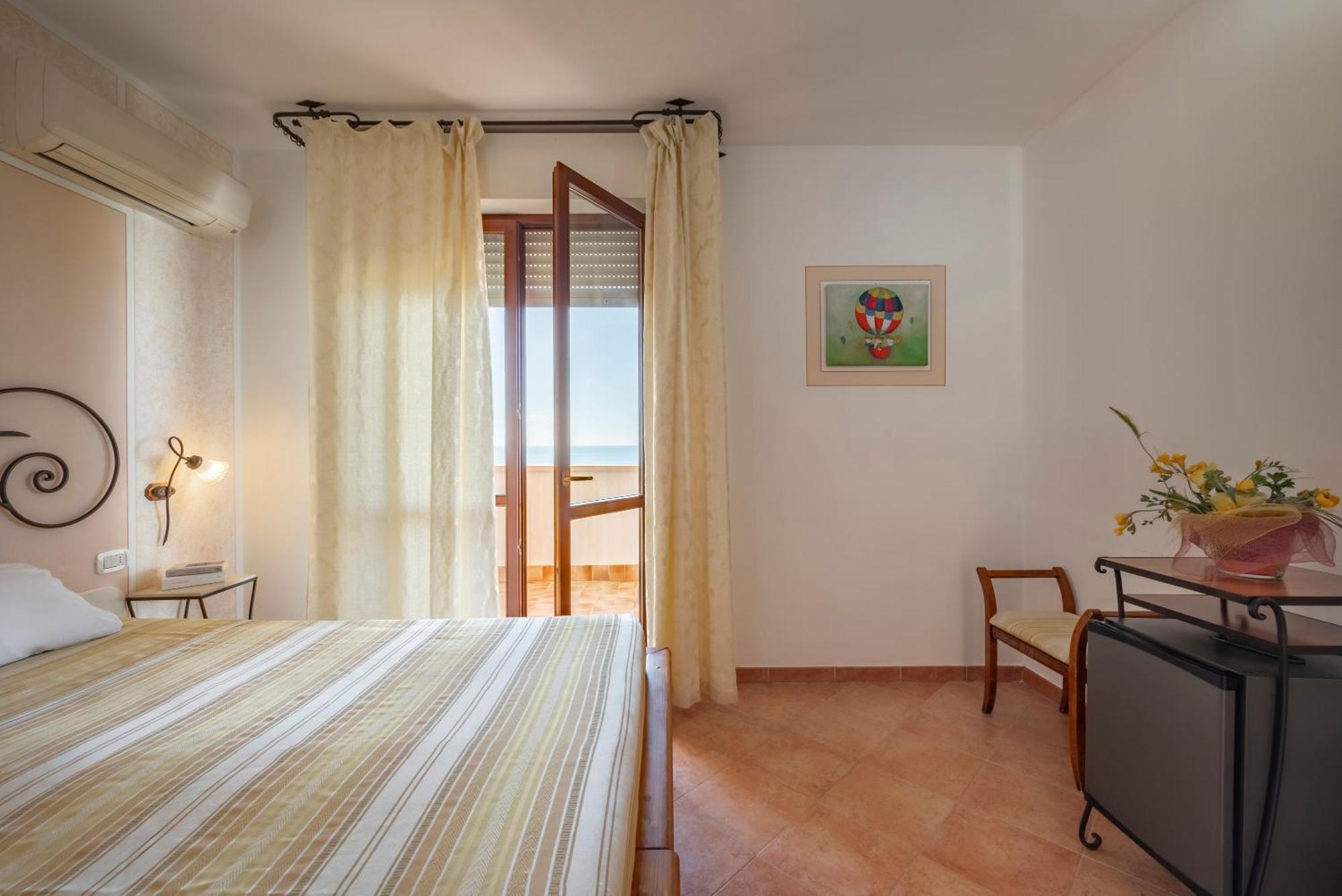 Lola Piccolo Hotel E Appartamenti Marina di Grosseto Exteriér fotografie