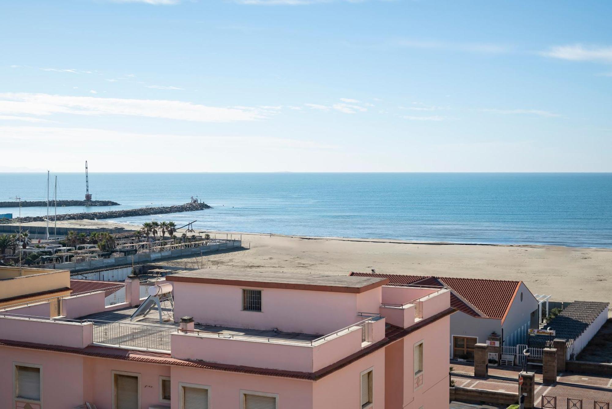 Lola Piccolo Hotel E Appartamenti Marina di Grosseto Exteriér fotografie