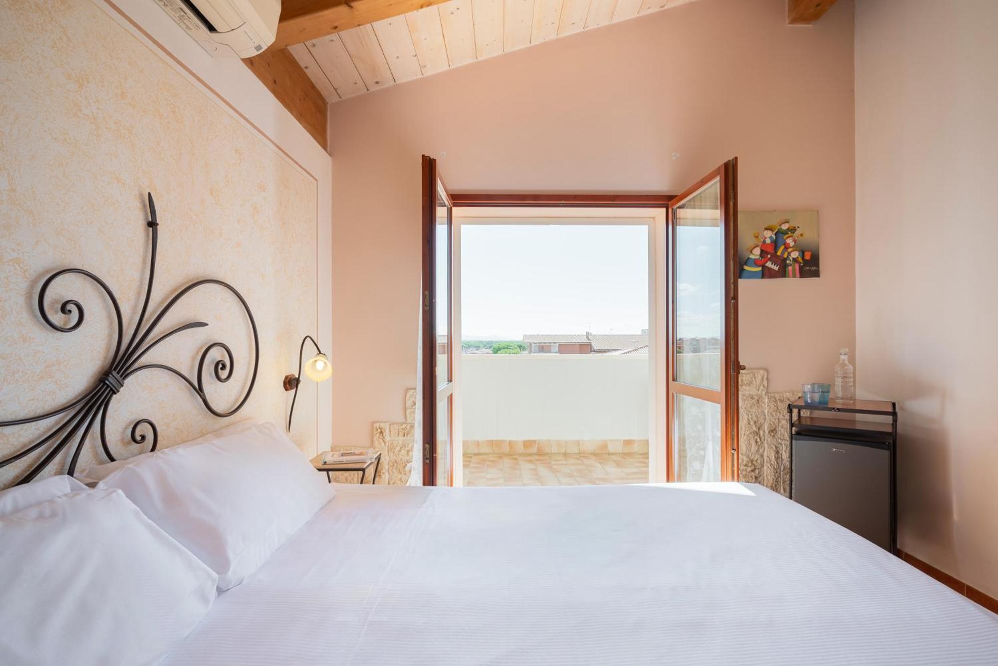 Lola Piccolo Hotel E Appartamenti Marina di Grosseto Exteriér fotografie
