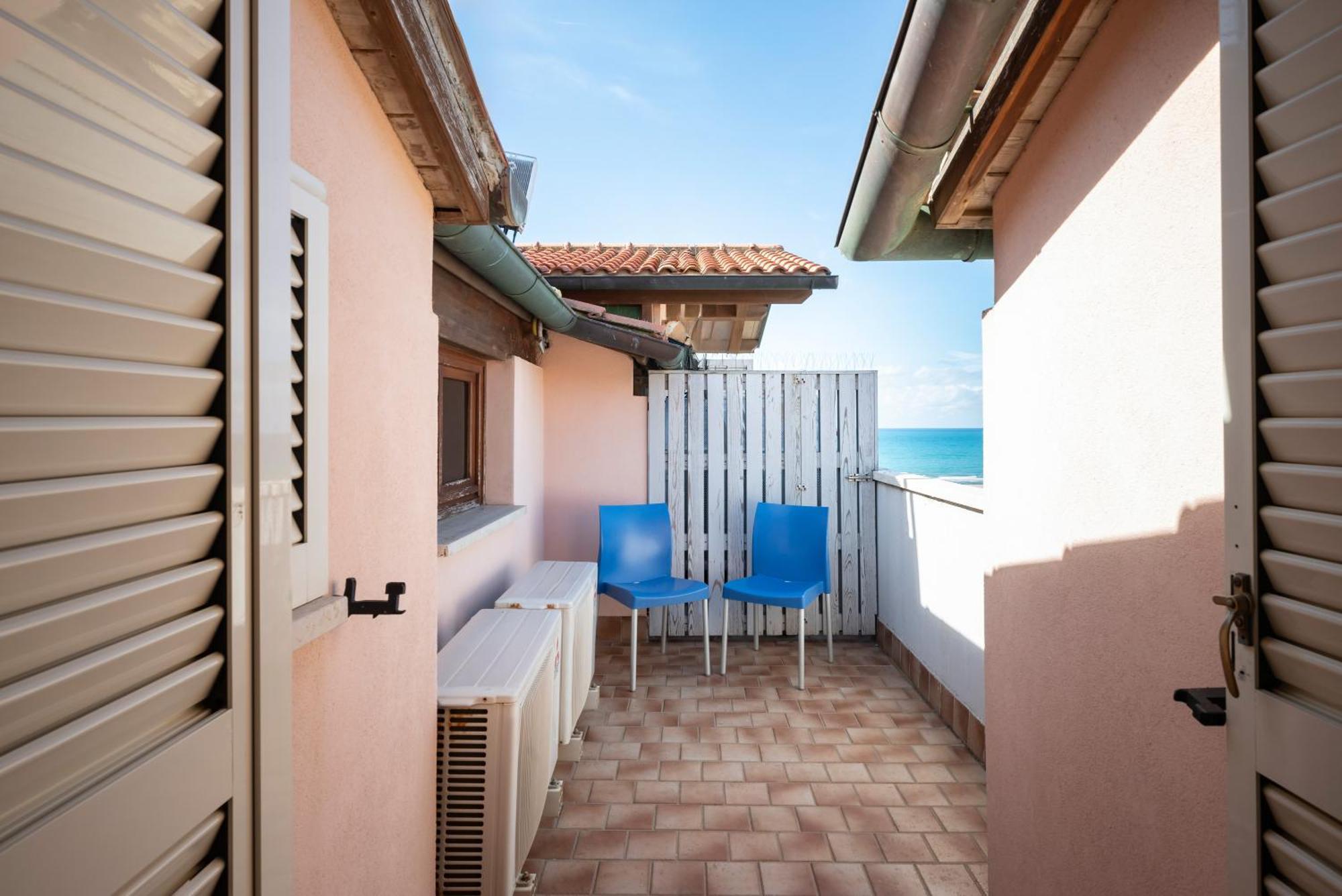 Lola Piccolo Hotel E Appartamenti Marina di Grosseto Exteriér fotografie